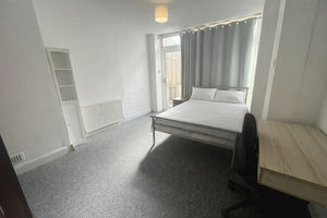 Photo 11- click for photo gallery